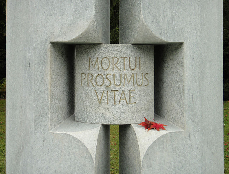 786px-Mortui_prosumus_vitae_-_Bremgartenfriedhof